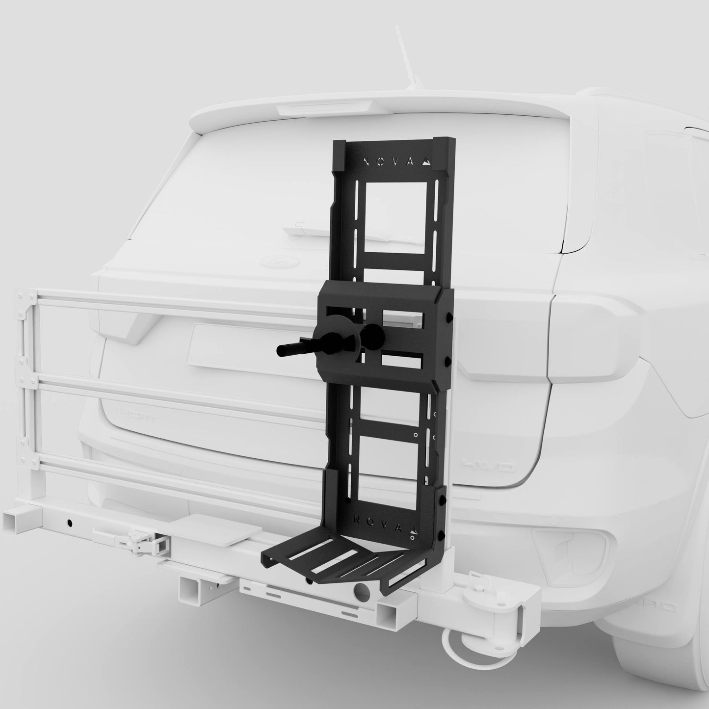 Australian-designed swing arm with heavy-duty tyre mount on 4x4