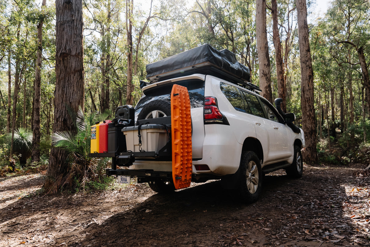 Toyota 150 Prado Hitch-Mounted Rear Bar