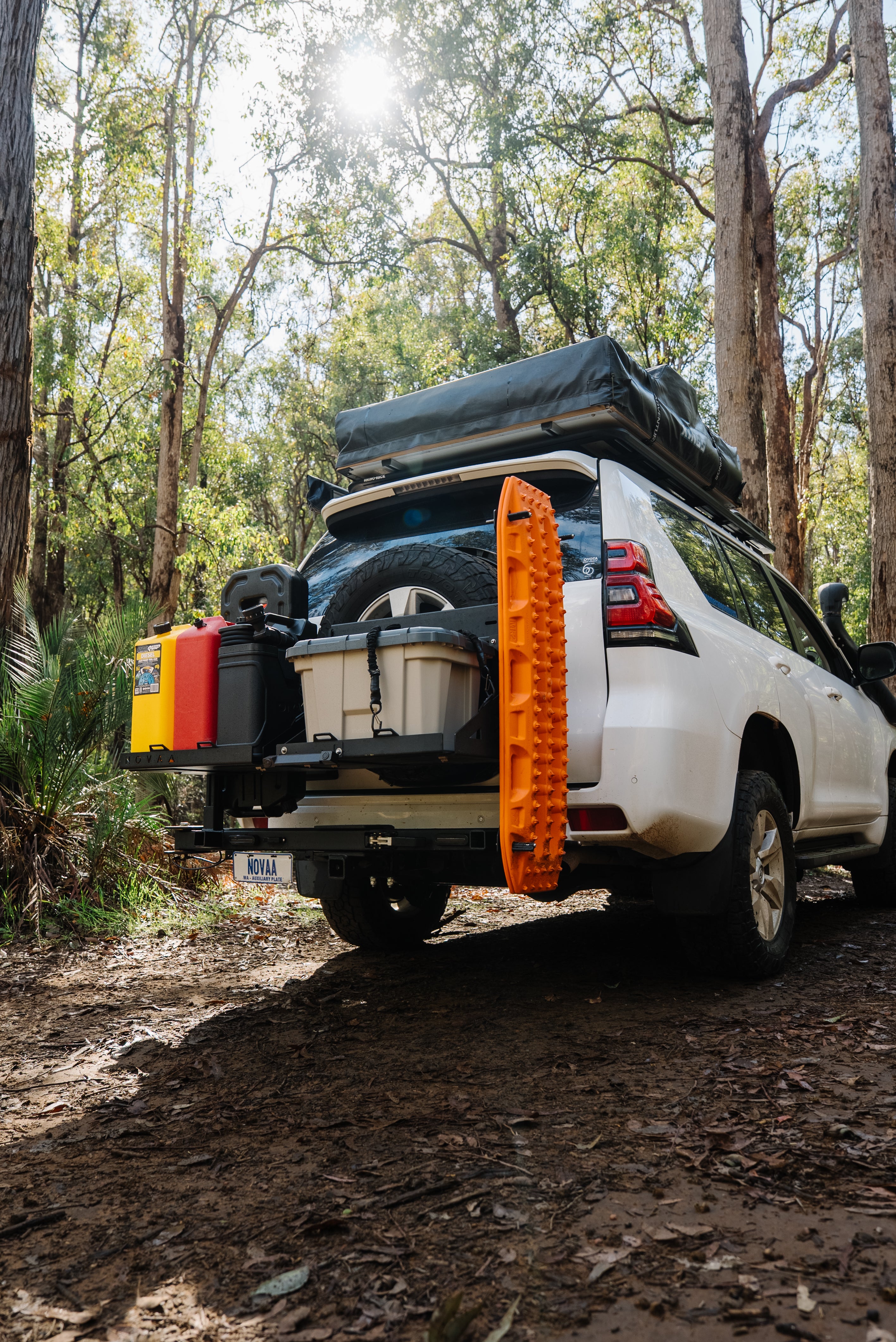 Toyota 150 Prado Hitch-Mounted Rear Bar