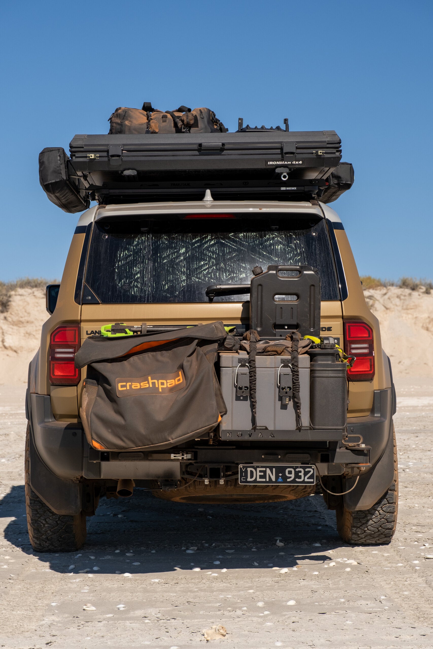 Toyota 250 Prado Hitch-Mounted Rear Bar