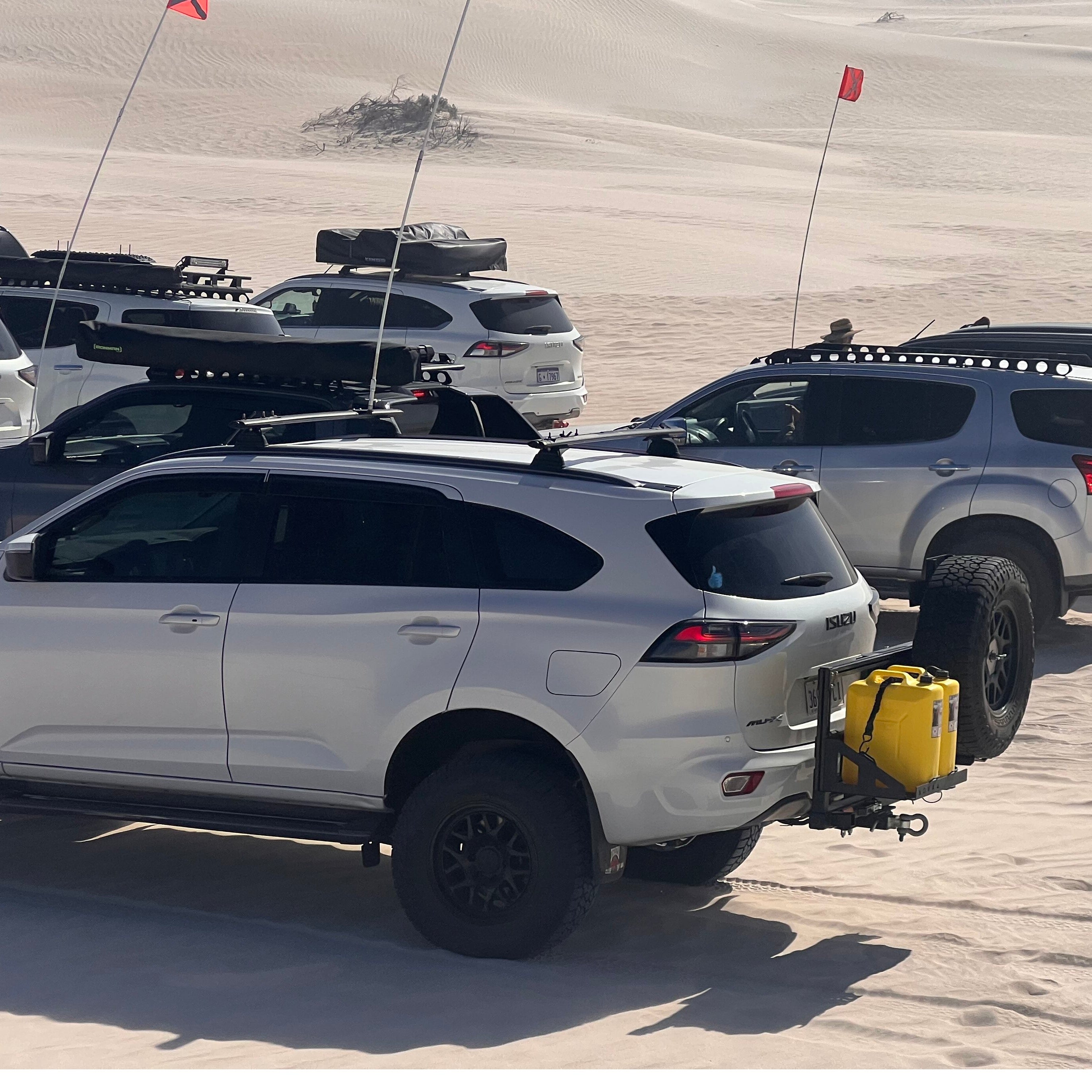 Isuzu MU-X Hitch-Mounted Rear Bar