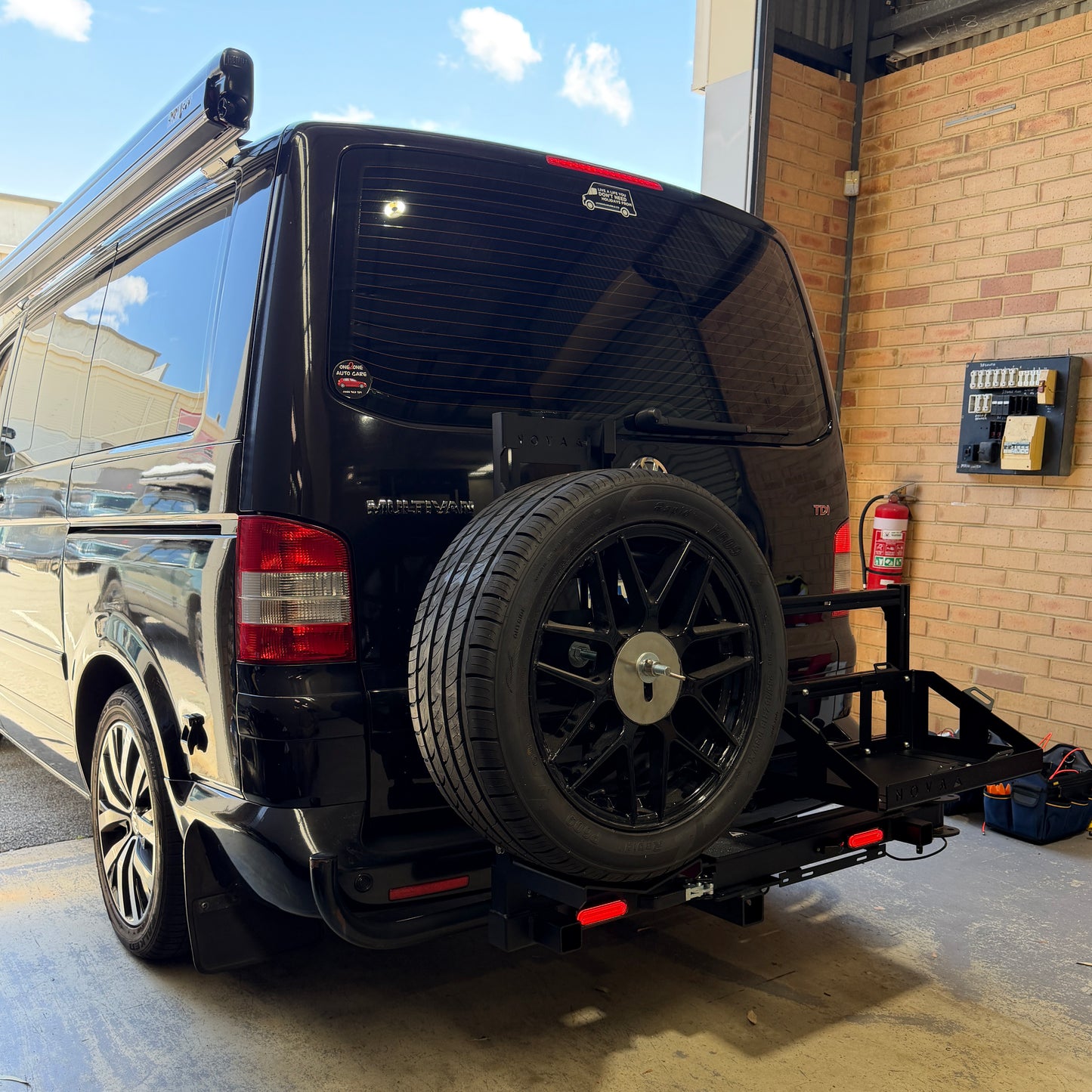 Hiace & Transporter Hitch-Mounted Rear Gear