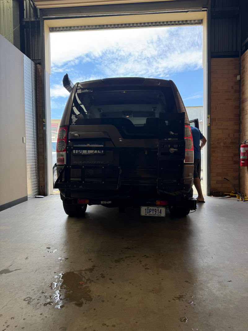 Discovery LR4 customer car