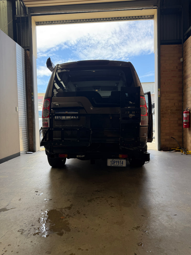 Discovery LR4 customer car