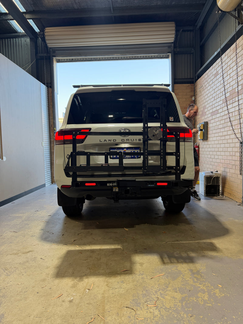 300 Series LandCruiser customer car