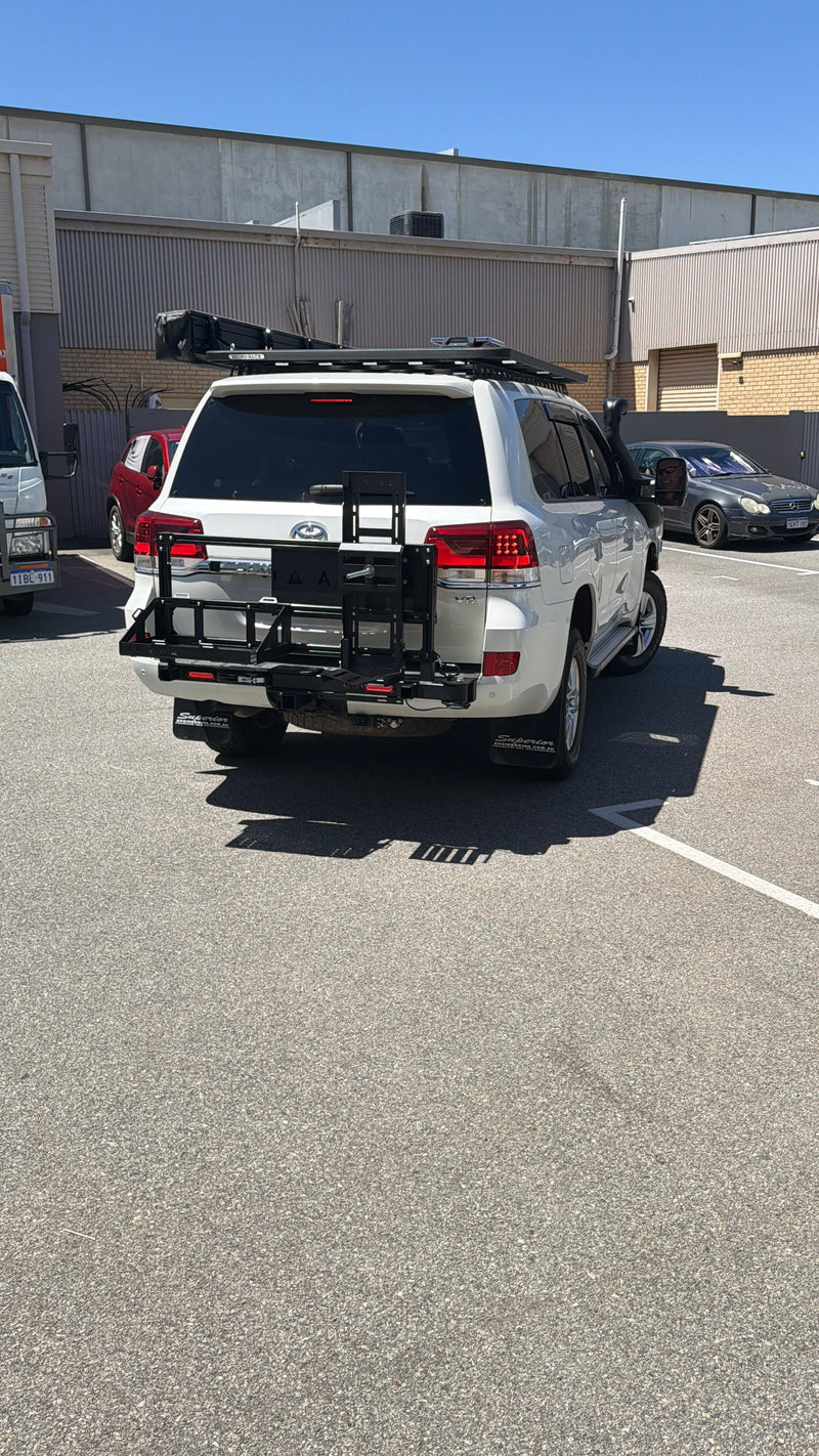 200 Series LandCruiser customer car