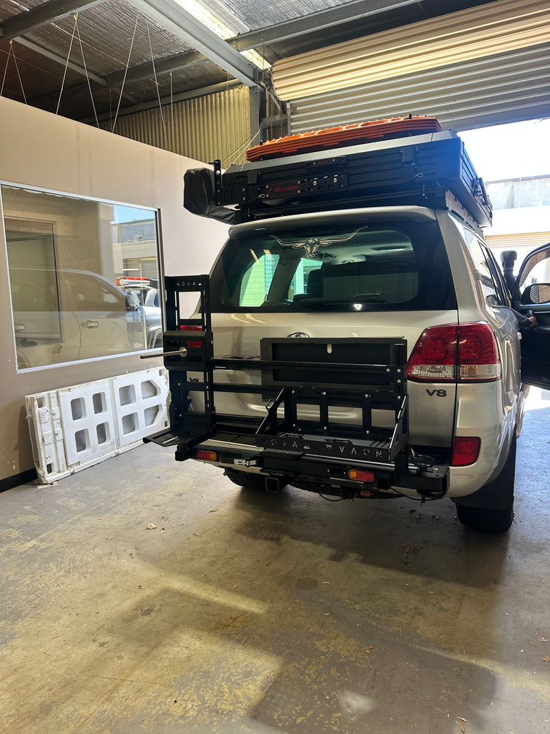 200 Series LandCruiser customer car