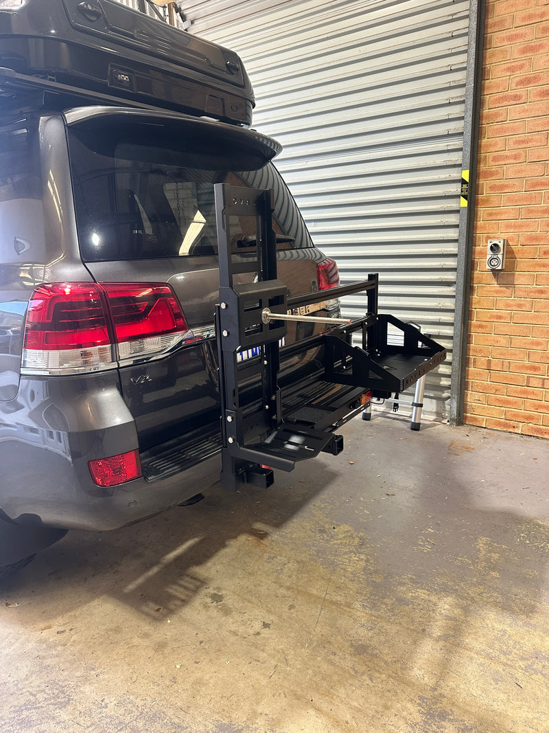200 Series LandCruiser customer car