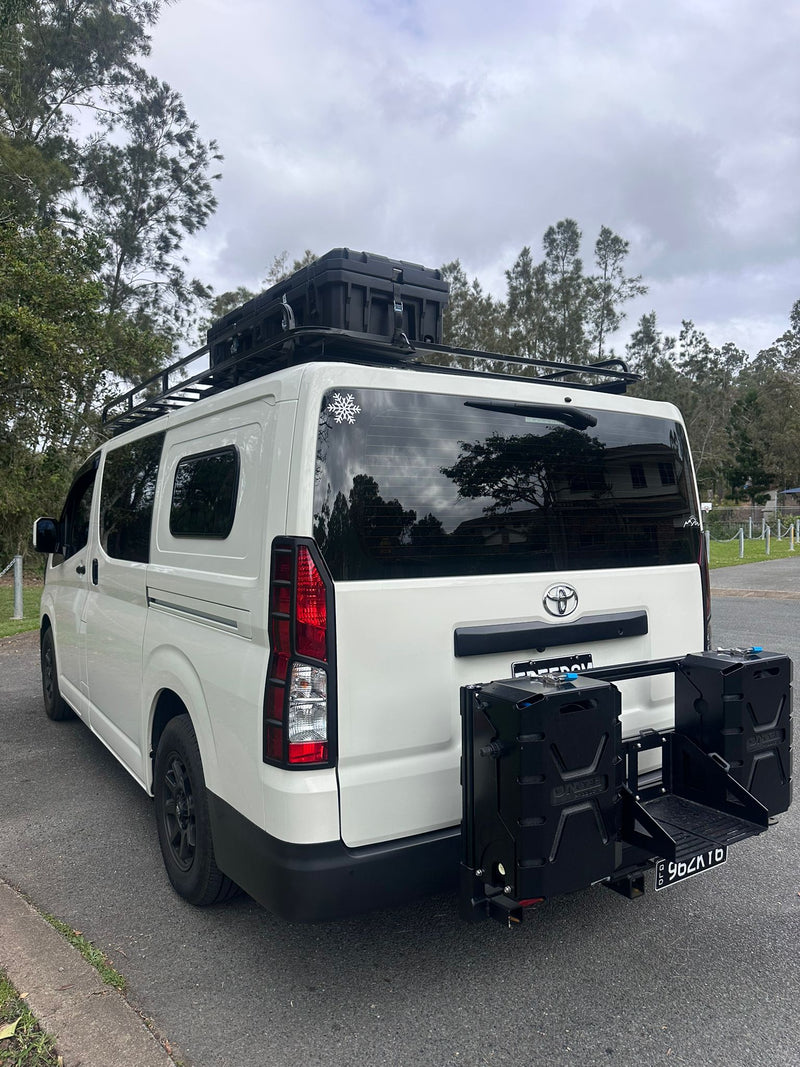 HiAce customer car