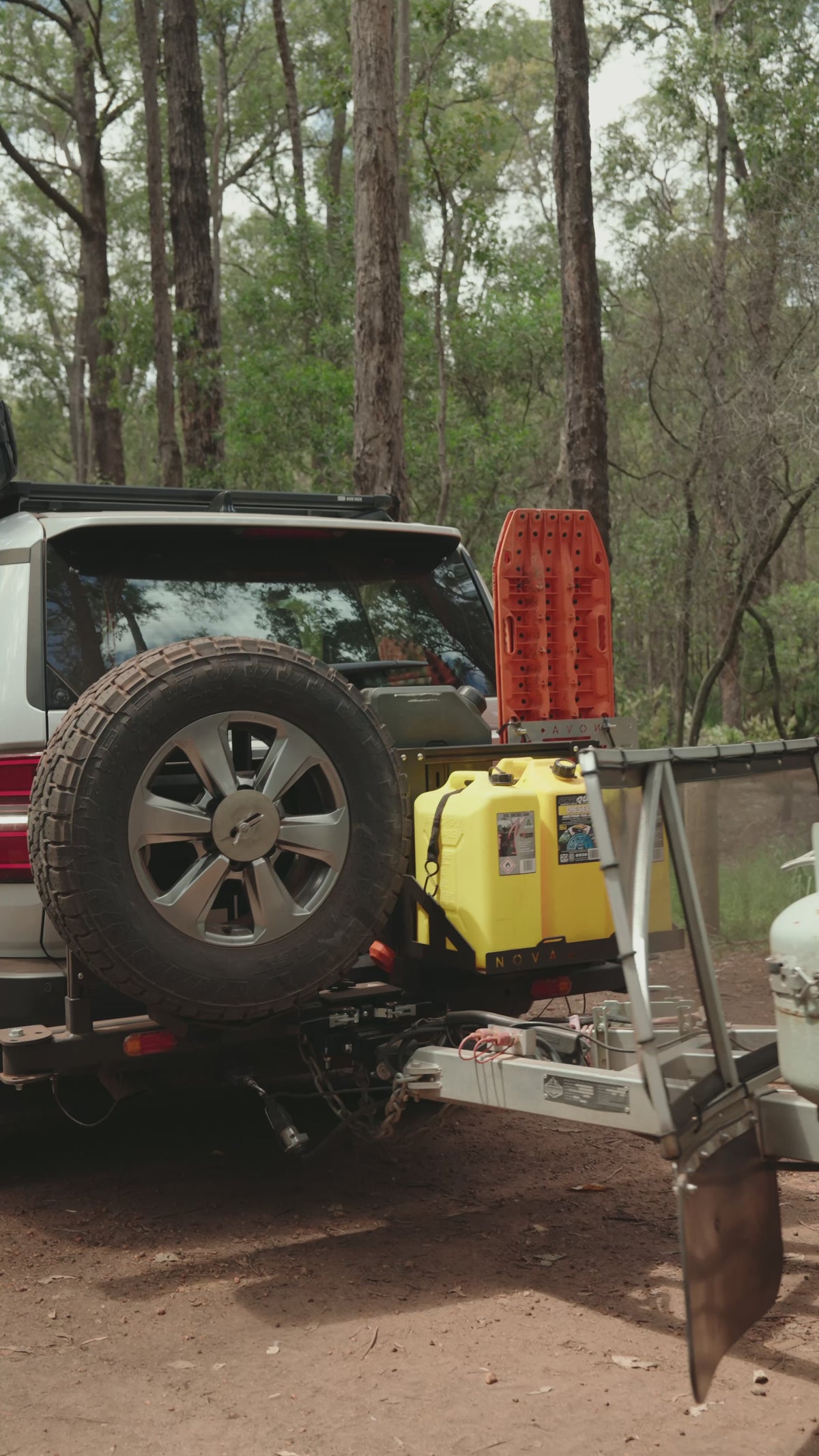 Dual Swing open with the camper trailer still hitched