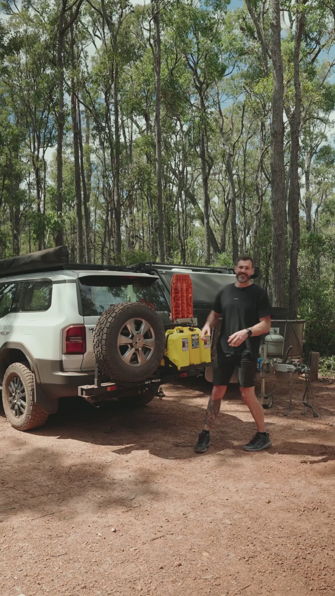 Novaa Dual Swing System reel — 250 Series Prado with camper trailer